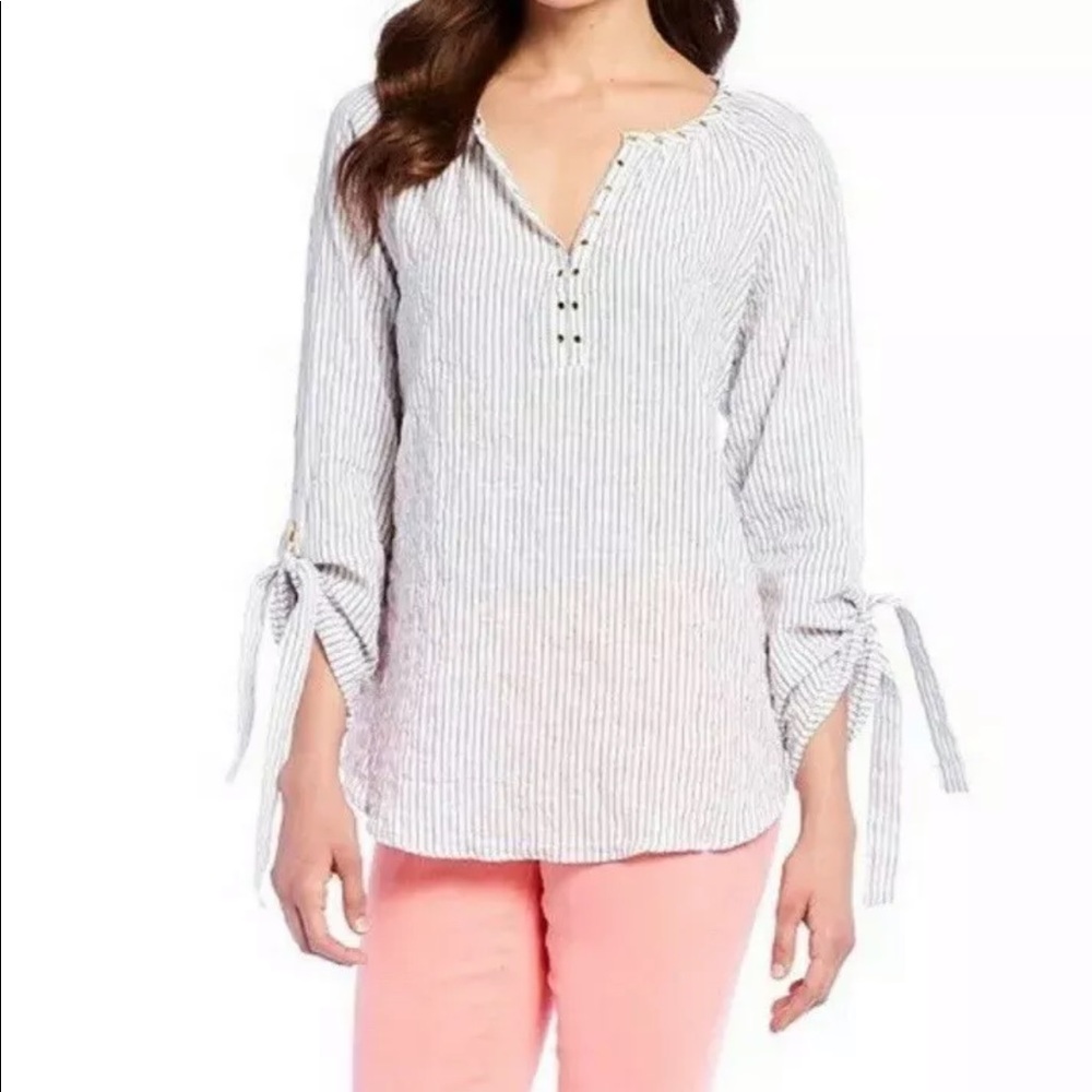 Michael Kors Gauze Top V-neck Roll-up sleeve